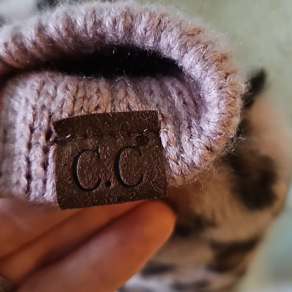 C.C stylish mittens